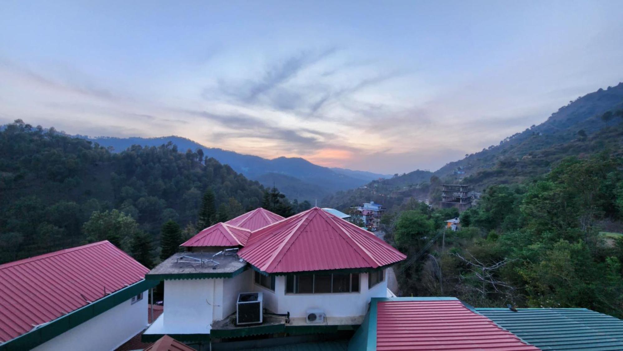 Hotel Royal Ark - Kasauli Exterior foto